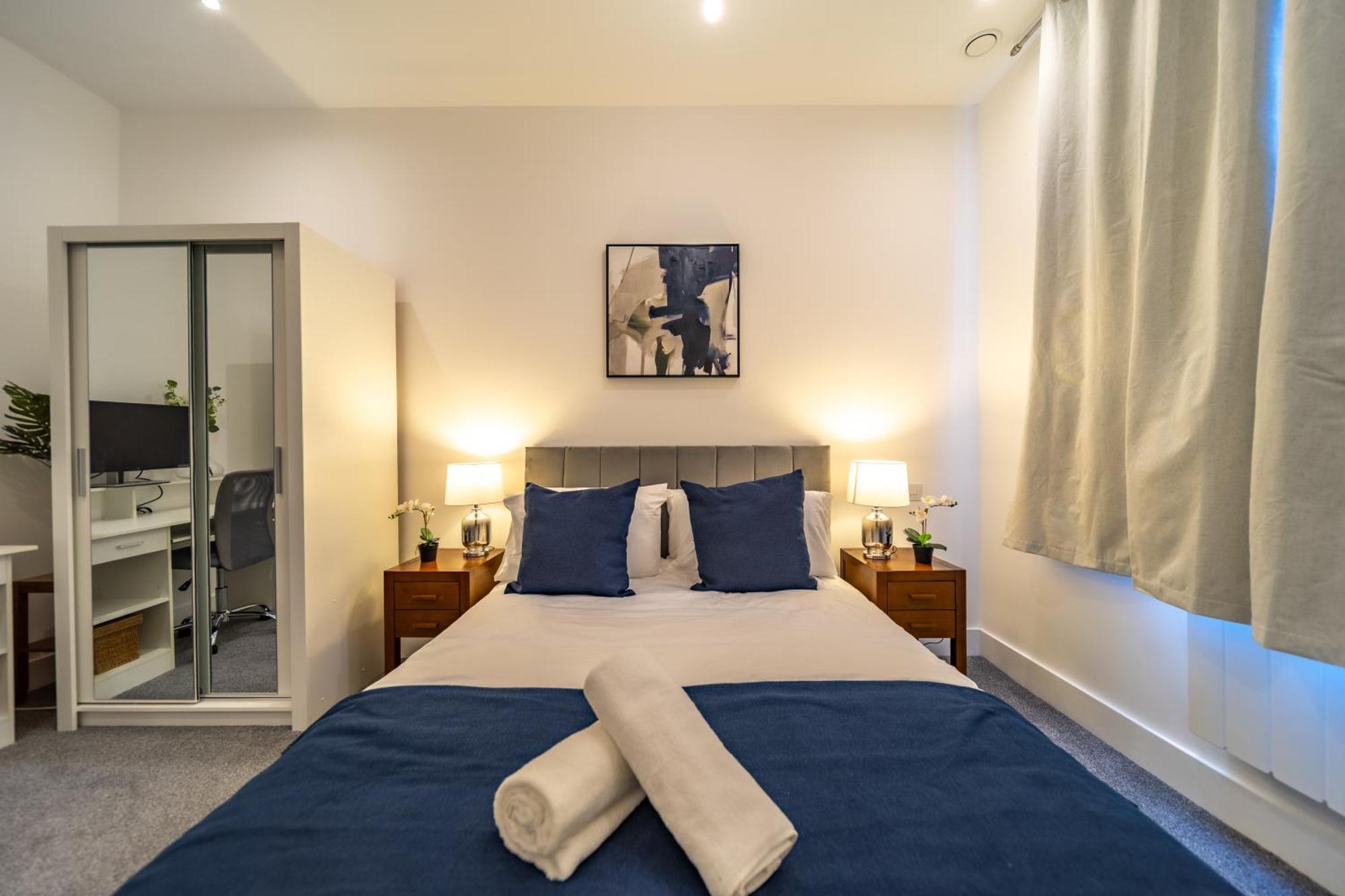 The Essex Apartments - Ashby House เชมส์ฟอร์ด ภายนอก รูปภาพ