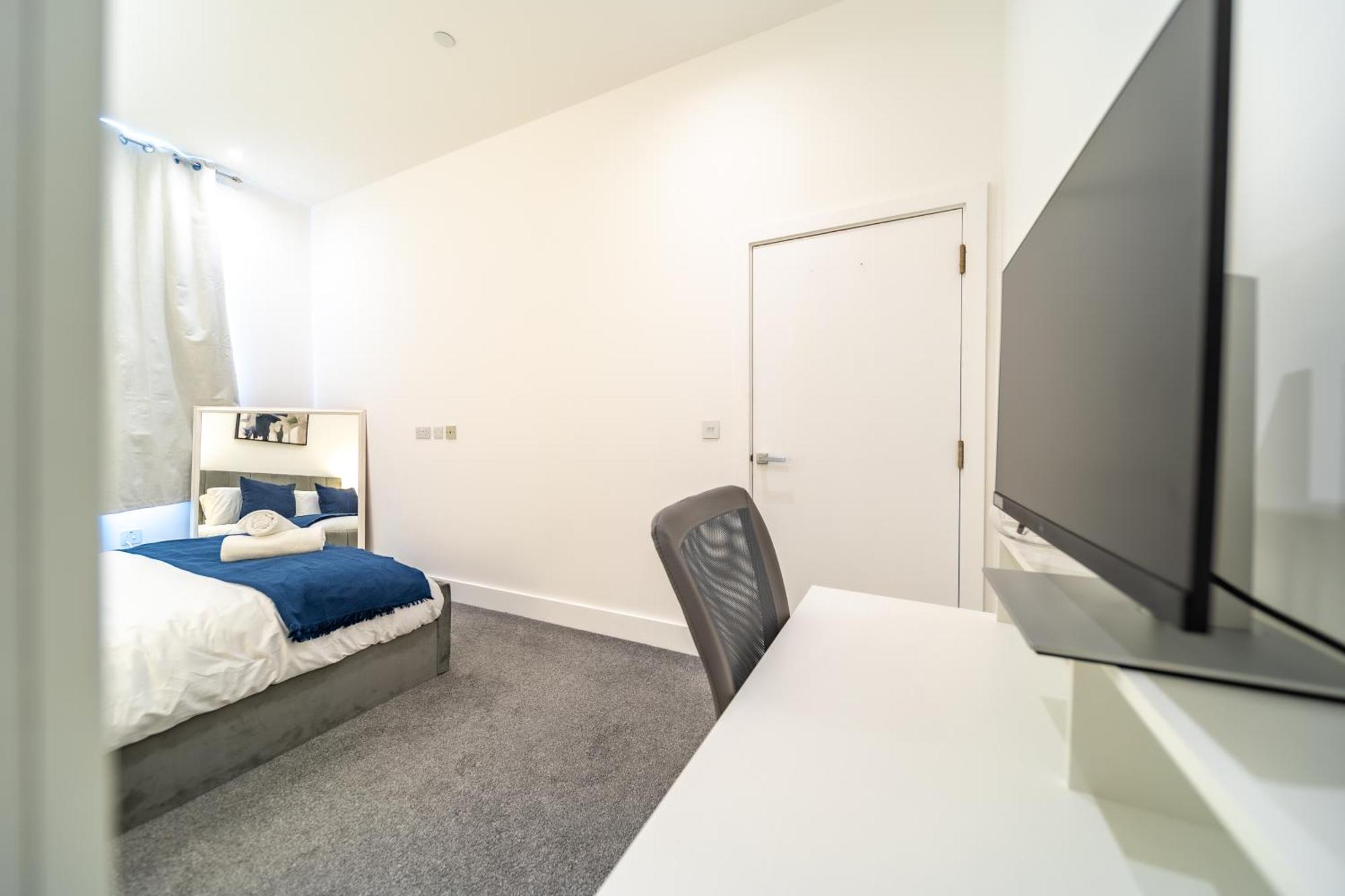 The Essex Apartments - Ashby House เชมส์ฟอร์ด ภายนอก รูปภาพ
